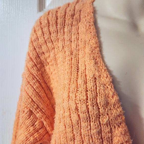 FOREVER 21 SOFT APRICOT CARDIGAN - Picture 2 of 5